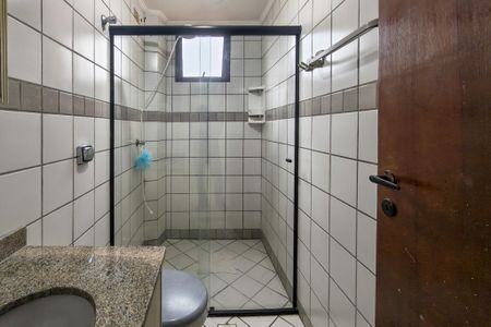 Apartamento para alugar com 67m², 2 quartos e 1 vagaBanheiro 