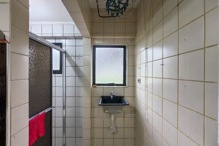 Apartamento para alugar com 67m², 2 quartos e 1 vagaÁrea de Serviço