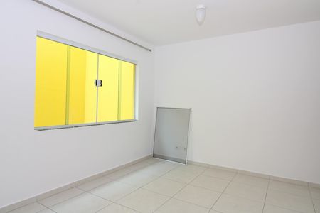 Sala de casa de condomínio para alugar com 2 quartos, 80m² em Vila Ré, São Paulo