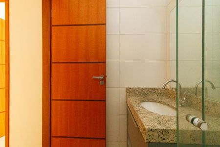 Casa de condomínio para alugar com 34m², 1 quarto e sem vaga Casa de condomínio para alugar com 34m², 1 quarto e sem vagaBanheiro