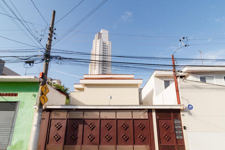 Casa de condomínio para alugar com 34m², 1 quarto e sem vaga Casa de condomínio para alugar com 34m², 1 quarto e sem vagaFachada