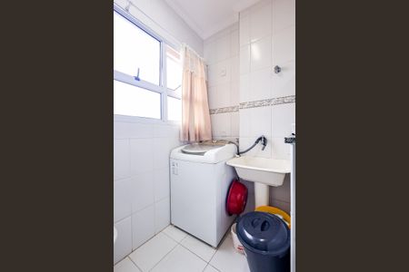 Apartamento para alugar com 67m², 2 quartos e 1 vaga Apartamento para alugar com 67m², 2 quartos e 1 vagaCozinha e Área de Serviço