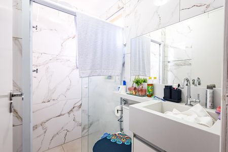 Apartamento para alugar com 67m², 2 quartos e 1 vaga Apartamento para alugar com 67m², 2 quartos e 1 vagaBanheiro