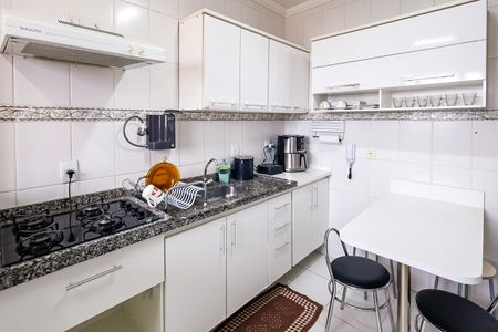Cozinha de apartamento para alugar com 2 quartos, 67m² em Vila Brizzola, Indaiatuba