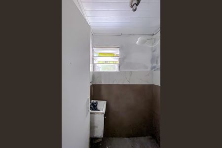 Casa para alugar com 35m², 1 quarto e sem vaga Casa para alugar com 35m², 1 quarto e sem vagaBanheiro