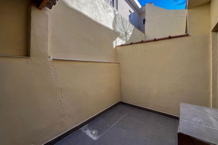 Casa para alugar com 75m², 2 quartos e 1 vaga Casa para alugar com 75m², 2 quartos e 1 vagaÁrea de Serviço