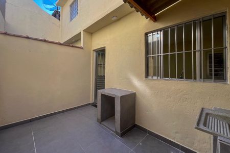 Casa para alugar com 75m², 2 quartos e 1 vaga Casa para alugar com 75m², 2 quartos e 1 vagaÁrea de Serviço