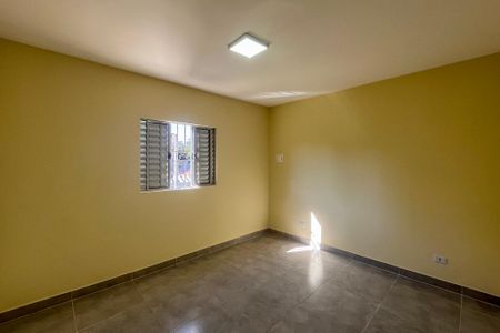Quarto 1 de casa para alugar com 2 quartos, 75m² em Jardim Seckler, São Paulo