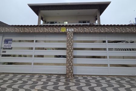 Casa de condomínio para alugar com 56m², 2 quartos e 1 vaga Casa de condomínio para alugar com 56m², 2 quartos e 1 vagaFachada