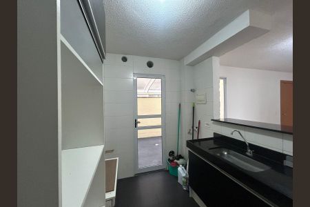 Apartamento para alugar com 133m², 2 quartos e 1 vaga Apartamento para alugar com 133m², 2 quartos e 1 vagaCozinha e Área de Serviço