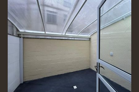 Apartamento para alugar com 133m², 2 quartos e 1 vaga Apartamento para alugar com 133m², 2 quartos e 1 vagaÁrea de Serviço