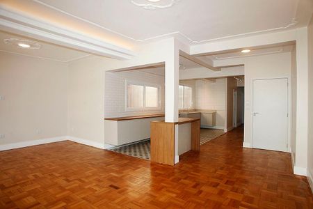 Apartamento para alugar com 140m², 3 quartos e 1 vagaSala