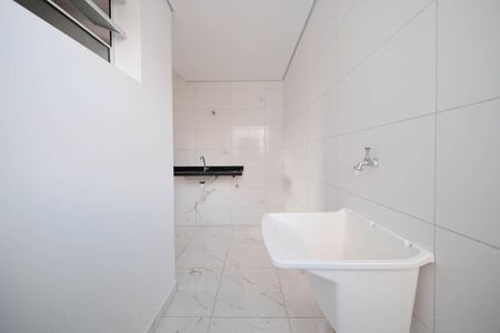 Sala/Cozinha de apartamento à venda com 2 quartos, 37m² em Vila Guilhermina, São Paulo