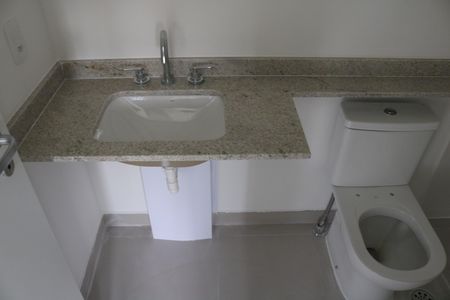 Apartamento à venda com 136m², 3 quartos e 2 vagasBanheiro 3