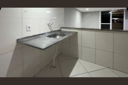 Casa para alugar com 50m², 2 quartos e sem vaga
