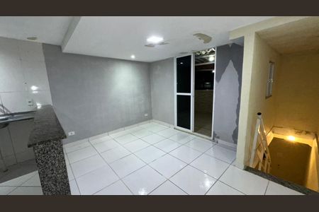 Casa para alugar com 2 quartos, 50m² em Recreio dos Bandeirantes, Rio de Janeiro