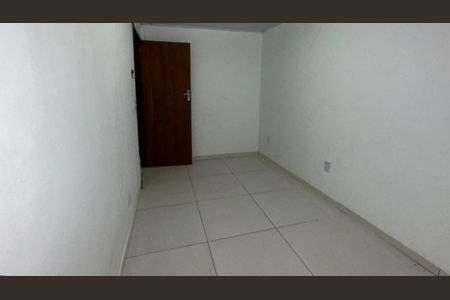 Casa para alugar com 50m², 2 quartos e sem vaga