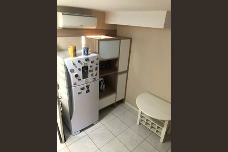 Casa de condomínio para alugar com 120m², 2 quartos e 1 vaga