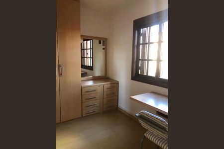 Casa de condomínio para alugar com 120m², 2 quartos e 1 vaga