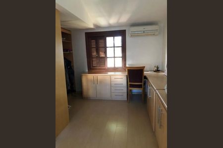 Casa de condomínio para alugar com 120m², 2 quartos e 1 vaga