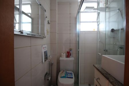 Apartamento para alugar com 44m², 2 quartos e sem vagaBanheiro