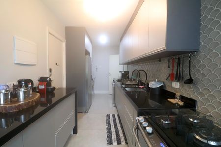 Apartamento para alugar com 180m², 3 quartos e 1 vaga Apartamento para alugar com 180m², 3 quartos e 1 vagaCozinha