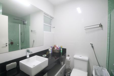 Apartamento para alugar com 180m², 3 quartos e 1 vaga Apartamento para alugar com 180m², 3 quartos e 1 vagaBanheiro Social