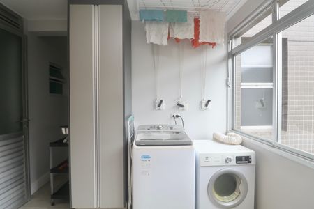 Apartamento para alugar com 180m², 3 quartos e 1 vaga Apartamento para alugar com 180m², 3 quartos e 1 vagaÁrea de Serviço
