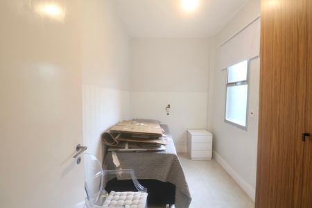 Apartamento para alugar com 180m², 3 quartos e 1 vaga Apartamento para alugar com 180m², 3 quartos e 1 vagaQuarto