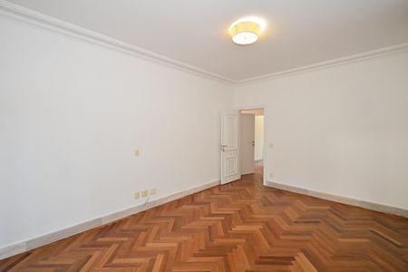 Casa para alugar com 839m², 4 quartos e 8 vagasSuíte 3