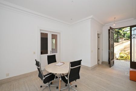 Casa para alugar com 839m², 4 quartos e 8 vagasHall de Entrada