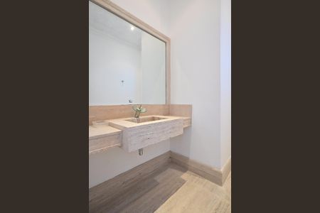 Casa para alugar com 839m², 4 quartos e 8 vagasLavabo