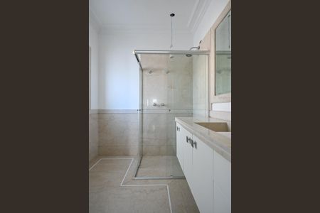 Casa para alugar com 839m², 4 quartos e 8 vagasBanheiro1  Suíte  4