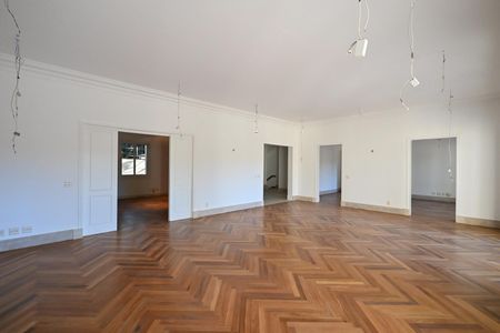 Casa para alugar com 839m², 4 quartos e 8 vagasSala