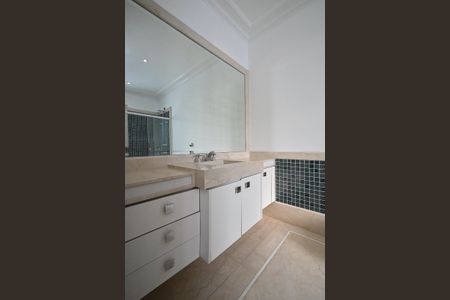 Casa para alugar com 839m², 4 quartos e 8 vagasBanheiro Suíte 1
