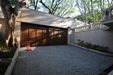Casa para alugar com 839m², 4 quartos e 8 vagasGaragem