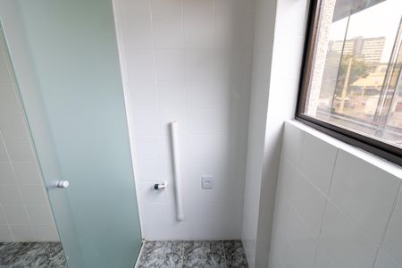 Cozinha e Área de Serviço de apartamento para alugar com 2 quartos, 60m² em Vila Joao Pessoa, Porto Alegre