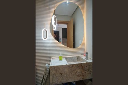 Casa de condomínio para alugar com 221m², 4 quartos e 2 vagasLavabo