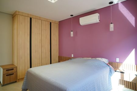 Casa de condomínio para alugar com 221m², 4 quartos e 2 vagasSuíte
