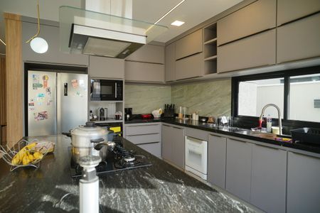 Cozinha de casa de condomínio para alugar com 4 quartos, 221m² em Bosque Fundo, Maricá