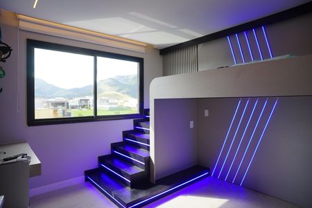 Casa de condomínio para alugar com 221m², 4 quartos e 2 vagasSuíte 2