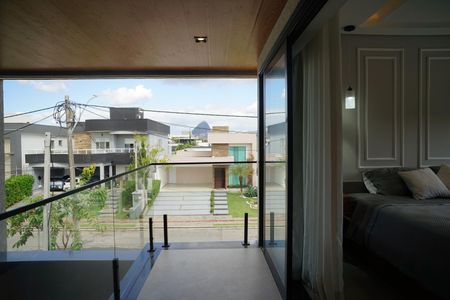 Casa de condomínio para alugar com 221m², 4 quartos e 2 vagasVaranda da Suíte 4