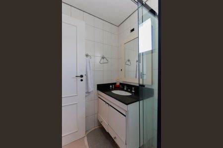 Apartamento à venda com 129m², 3 quartos e 2 vagas Apartamento à venda com 129m², 3 quartos e 2 vagasBanheiro da suíte 3