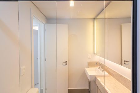 Apartamento à venda com 45m², 1 quarto e 1 vaga Apartamento à venda com 45m², 1 quarto e 1 vagaBanheiro