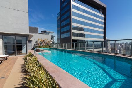Apartamento à venda com 45m², 1 quarto e 1 vaga Apartamento à venda com 45m², 1 quarto e 1 vagaÁrea comum - Piscina