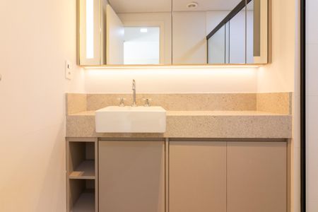 Apartamento à venda com 45m², 1 quarto e 1 vaga Apartamento à venda com 45m², 1 quarto e 1 vagaBanheiro
