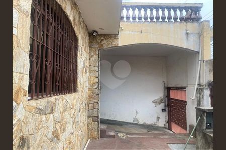 Casa à venda com 6 quartos, 401m² em Chora Menino, São Paulo