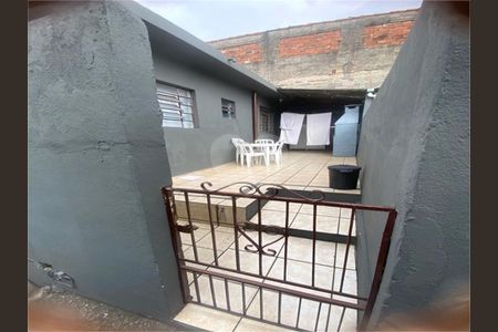 Casa à venda com 6 quartos, 401m² em Chora Menino, São Paulo