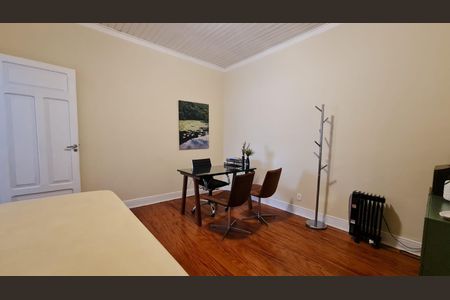 Casa à venda com 4 quartos, 360m² em Cambuci, São Paulo