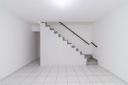 Casa à venda com 92m², 2 quartos e 1 vaga Casa à venda com 92m², 2 quartos e 1 vagaSala